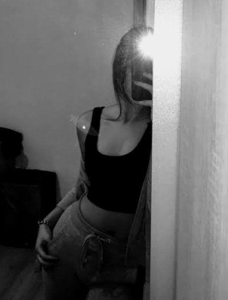 Ana Lu étoile nue images