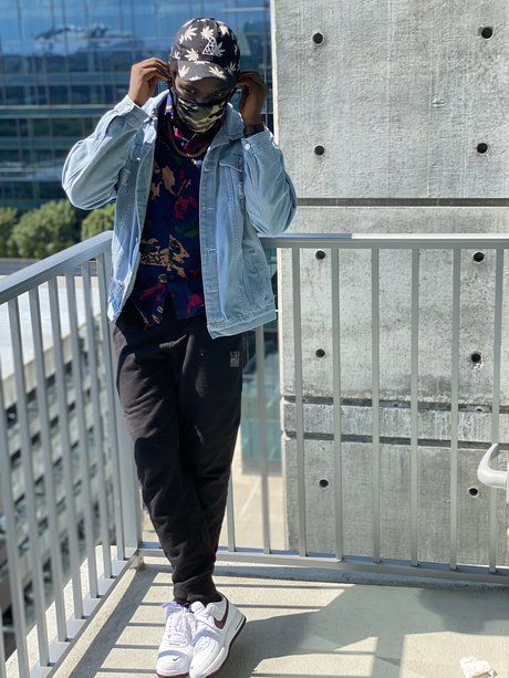 Blossom Titus actrice artistique images