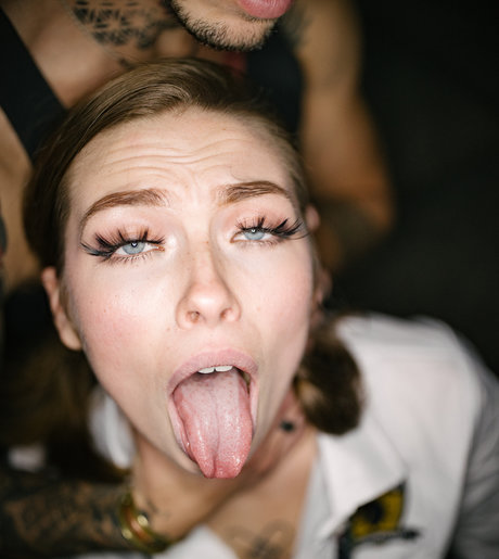 Wednesday s Angel modèle porno image