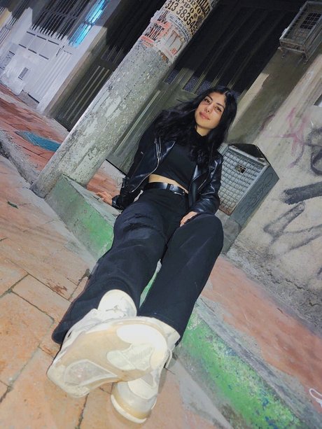 Danielaaa jolie étoile archive