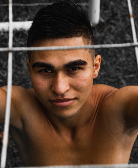 Santiago Gil star du porno nue archive