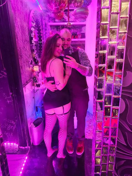 Regal Desires_ modèle hd image