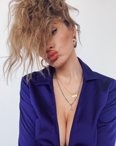 Ashley Schultz étoile magnifique image