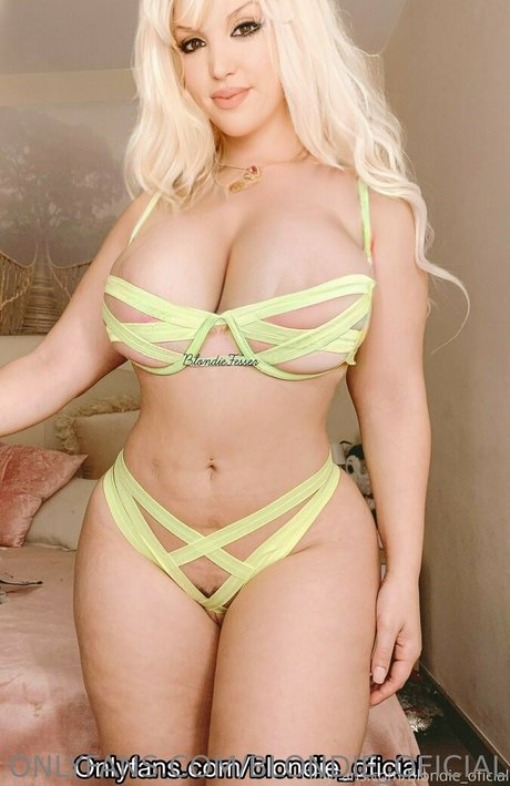 Blondie Fesser modèle pornographique img