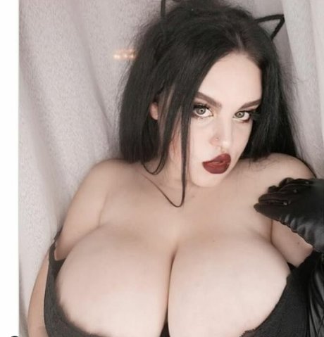 Anna Sivona modèle magnifique photo