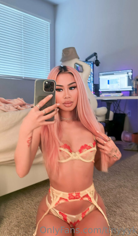 chatte poilue mature onlyfans nu en haute qualité collection