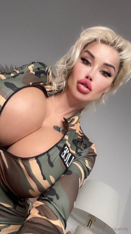 Paulina J Candy star érotique collection