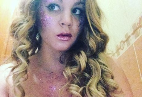 Holly Garner star du porno img