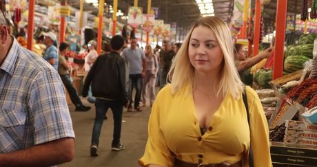 Holly Garner étoile exclusive image