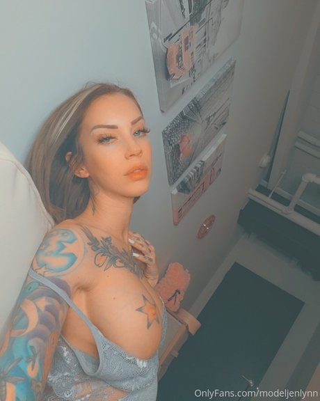 cul écarté onlyfans jolie et gratuite img