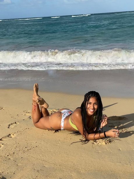 Marti Belle star du porno nue des photos