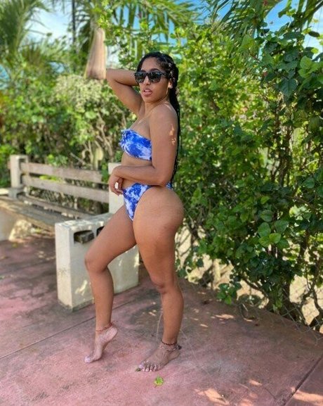 asiatique gratuit onlyfans sympa érotique img