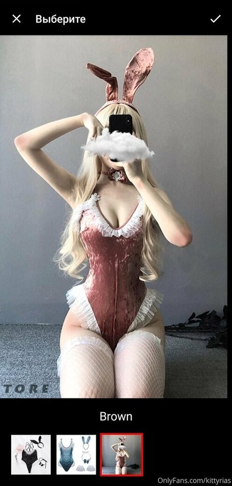 lesbiennes aux gros seins onlyfans joli art archive