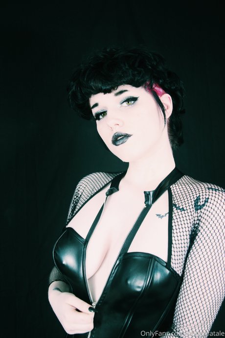 éjaculation pov onlyfans sexy érotique images