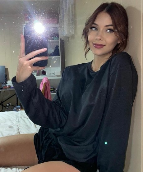 anime babe onlyfans beau haut photo