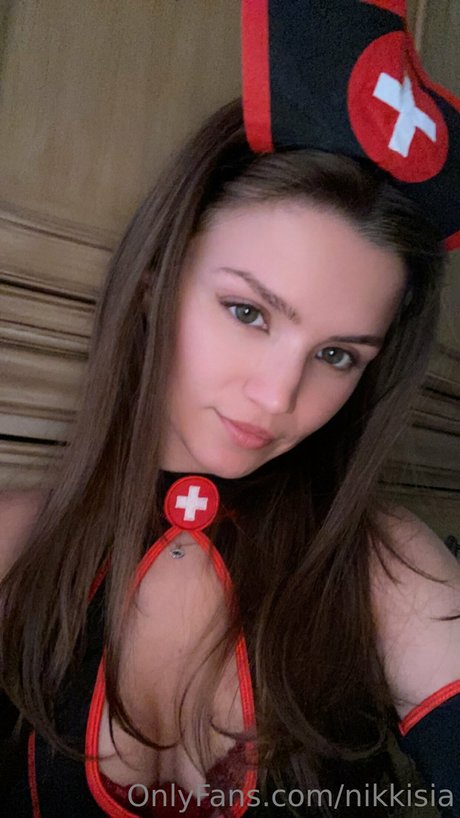 Nikki Sia modèle porno photo