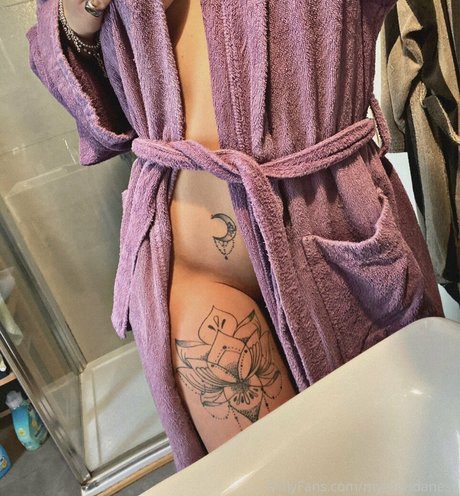 Myriam Danese modèle de sexe archive