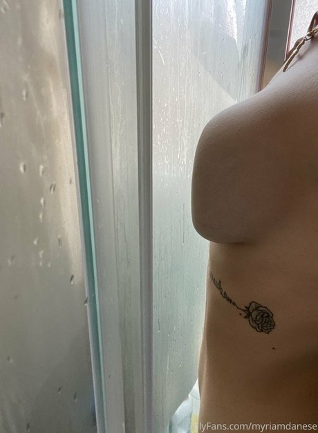 Myriam Danese mannequin photos