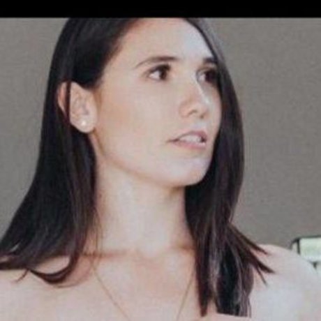 Caro Trueba modèle magnifique galerie