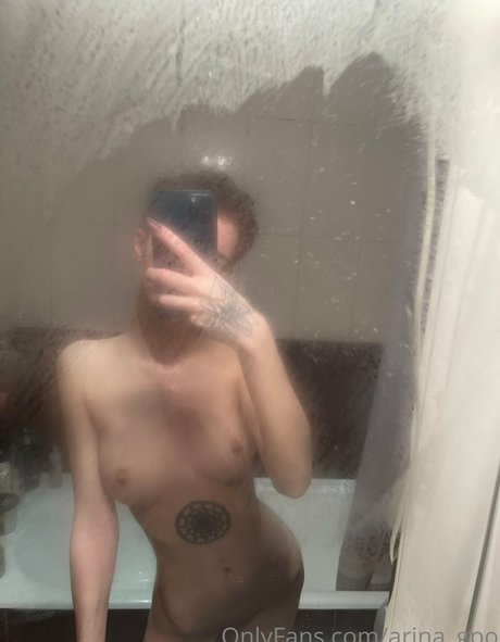 reine de pique onlyfans art supérieur des photos