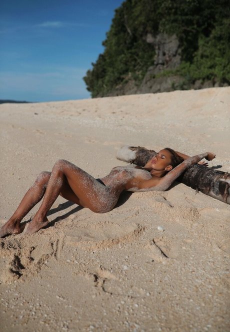 bubble butt onlyfans xxx sexy photo