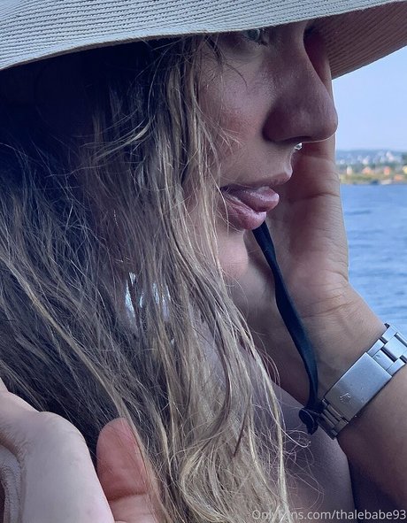 Thalebabe93 actrice pornographique photo