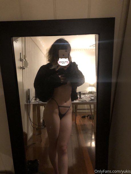 yyuki étoile exclusive images