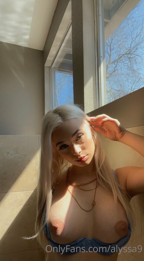 baisers lesbiens onlyfans érotique exclusif photo