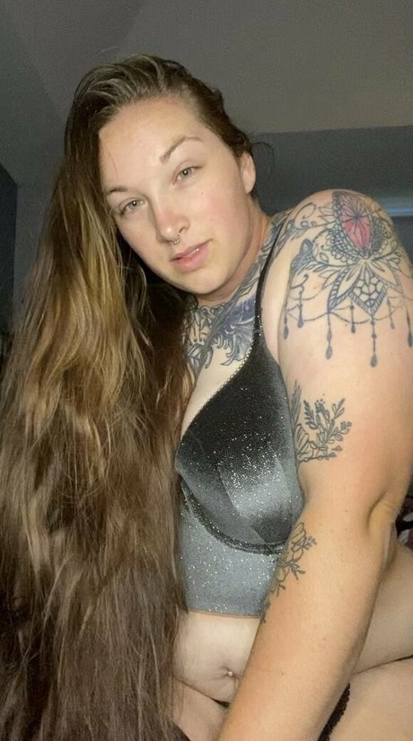 Whooty2166 actrice artistique image