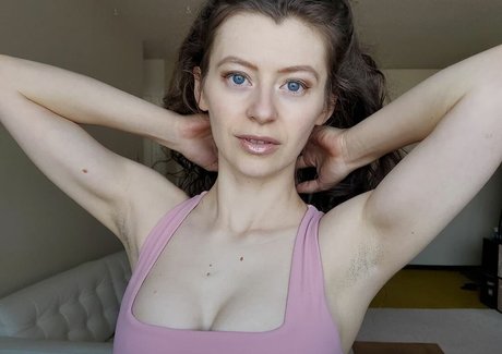 VioletFoxy star du porno adulte photo