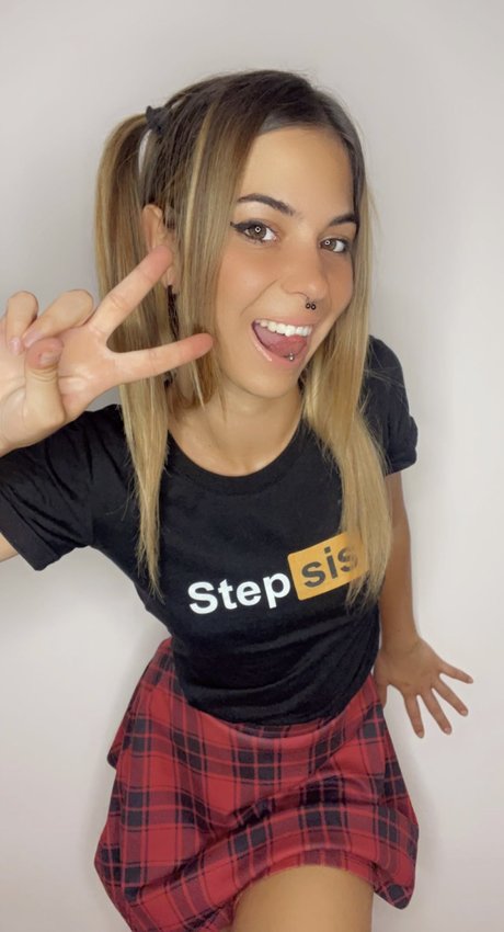 Habibi 12 modèle pornographique galeries