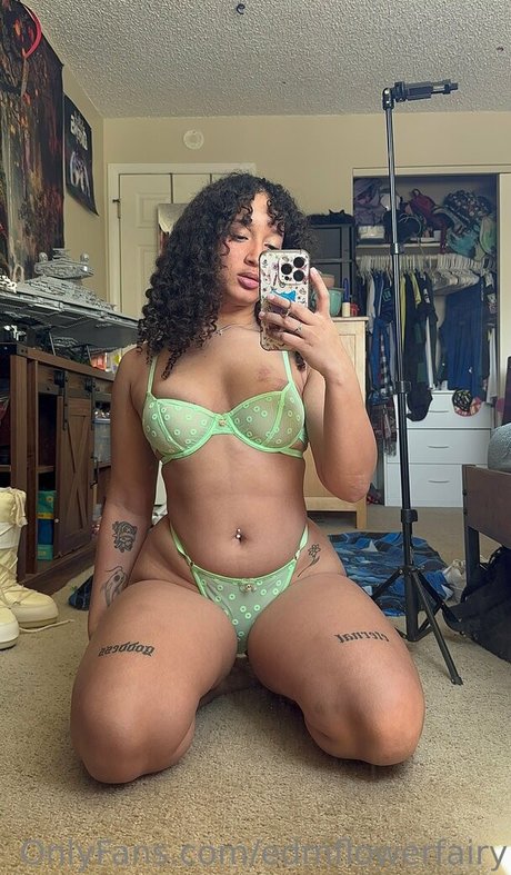 sexe en bikini uniquementfans belle définition images