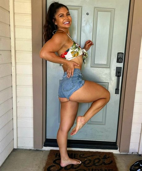 Katie Jones star du porno en haute qualité des photos