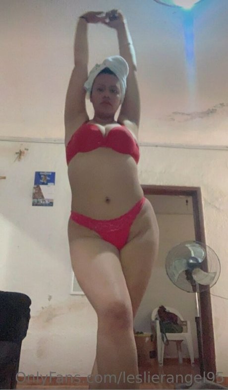 adolescent maigre onlyfans haute qualité parfait image