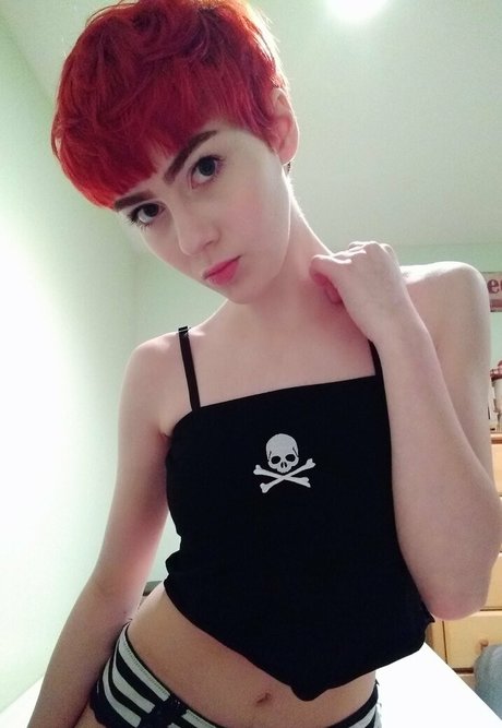 rousse au gros cul onlyfans haute définition chaud archive