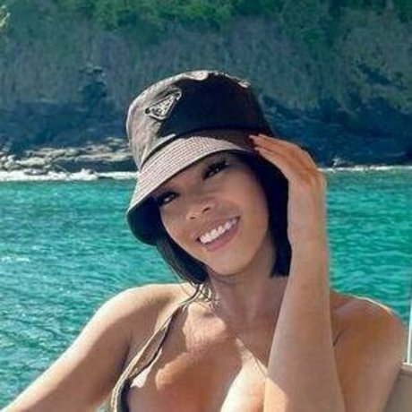 givensomed star du porno gratuite img