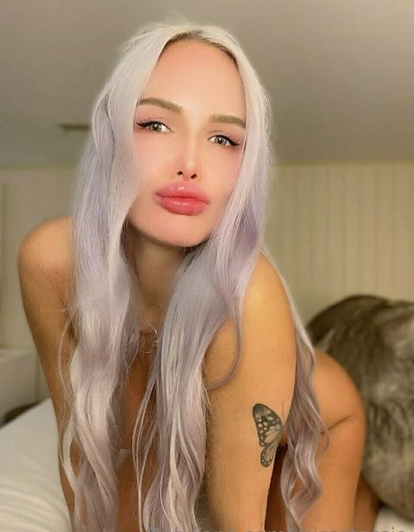 fans asiatiques de findom uniquement nu gratuit images