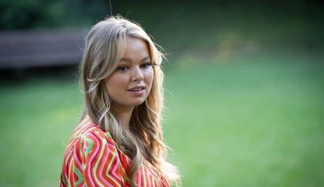 Jemma Donovan modèle sympa img