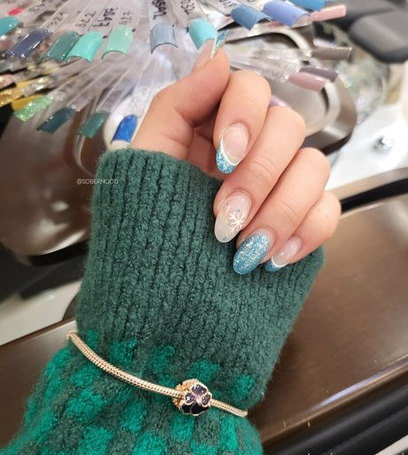 baisers lesbiens onlyfans gratuit de haute qualité images