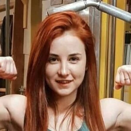 Yulka Tochka haut modèle image