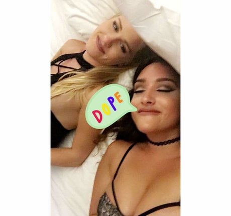 Olivia Hailey jolie étoile img