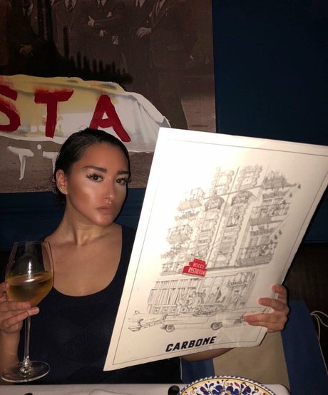 Olivia Hailey actrice de nus photo