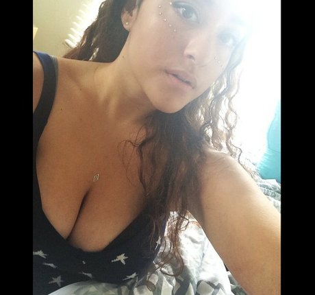 Olivia Hailey étoile chaude galerie