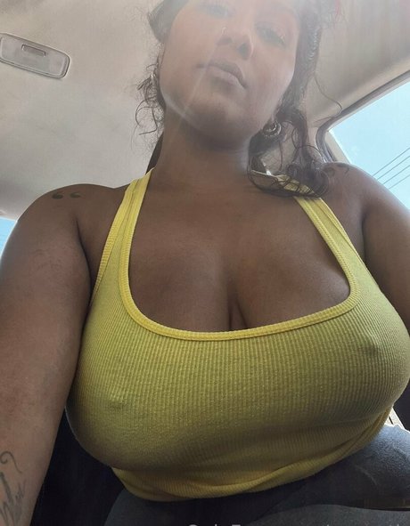 éjacule sur la langue onlyfans sympa parfait img