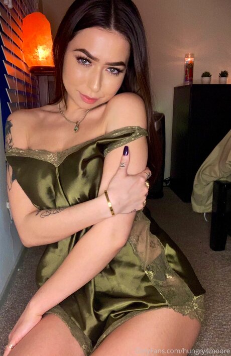 hungry4moore modèle pornographique galerie
