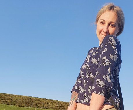 Anunna Healing actrice porno photo