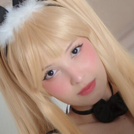 reisesan modèle chaud image