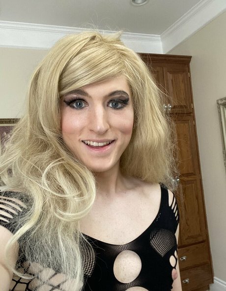 footjob uniquementfans haut sexy images