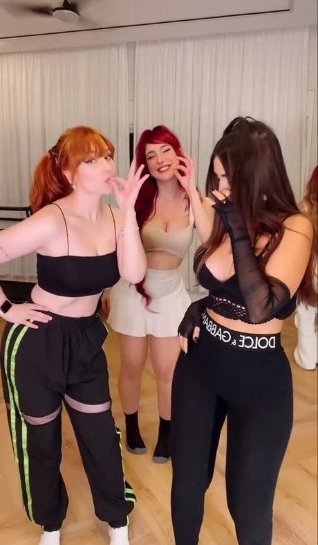 Claudia Andriolo étoile sympa galeries