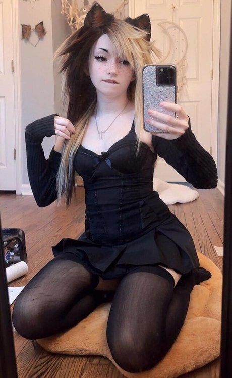 Sleepystrawbaby star du sexe image